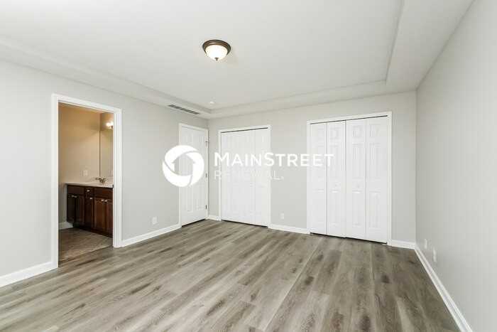 10714 English Oak Court - Photo 7 of 16