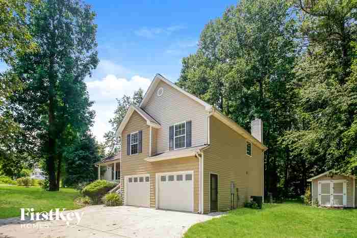 292 Hiram Way - Photo 2 of 15