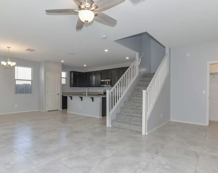 16671 W Sierra St - Photo 5 of 30