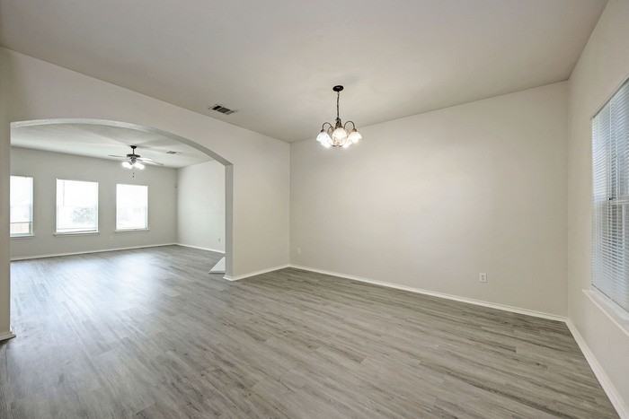 1962 Rachel Ln - Photo 7 of 29