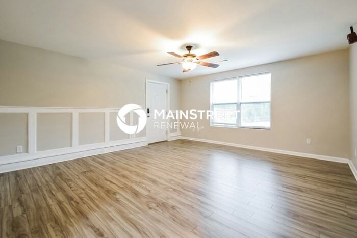 185 Forest Road - Photo 4 of 16