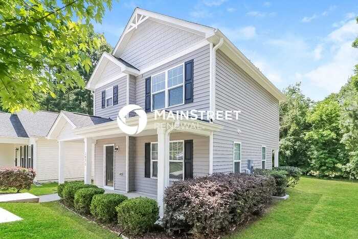 1852 Mayridge Ln - Photo 2 of 17