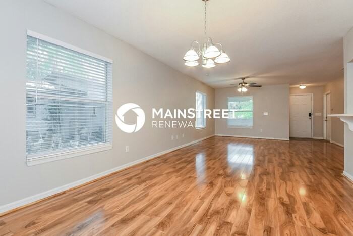 2523 Yale Ave - Photo 5 of 16