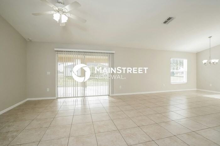 1223 Nw 9th Ave - Photo 3 of 16