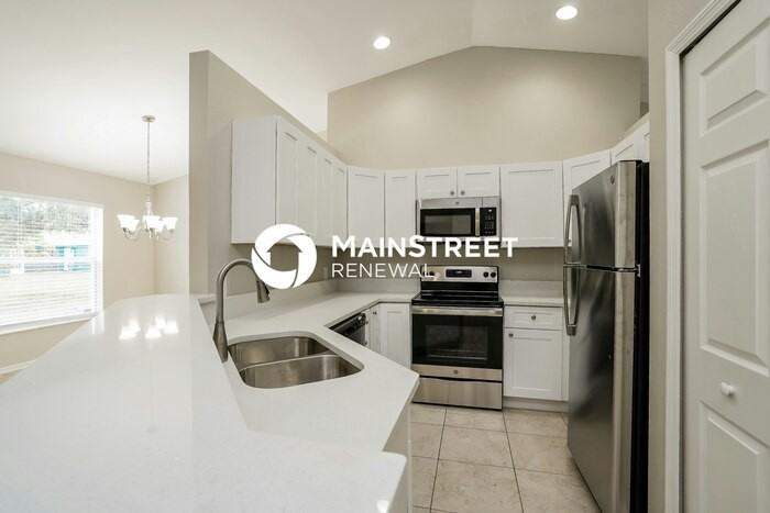 1223 Nw 9th Ave - Photo 6 of 16