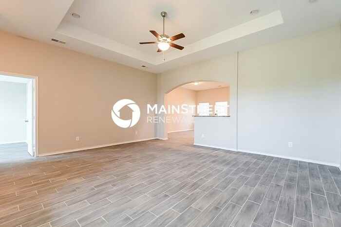 629 Green Mound Dr - Photo 2 of 16