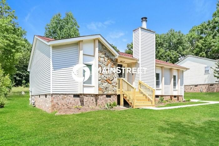 8223 Chrisbry Lane - Photo 2 of 16