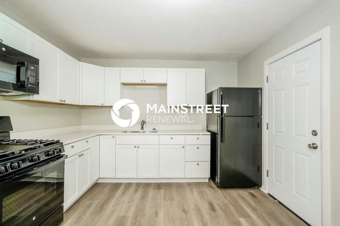 3730 Erin Drive - Photo 4 of 17