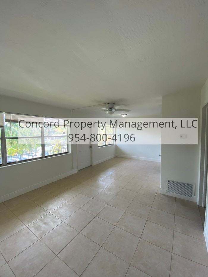 400 Sw 7th Ave #8 - Photo 3 of 13