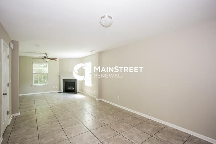 4439 Eglinton Toll Court - Photo 4 of 17