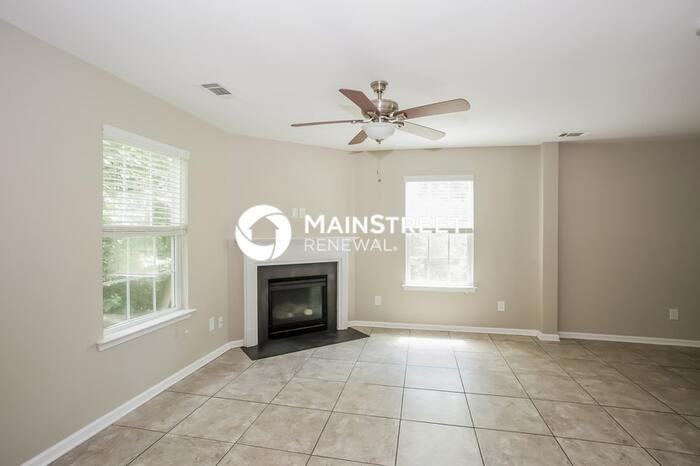 4439 Eglinton Toll Court - Photo 5 of 17