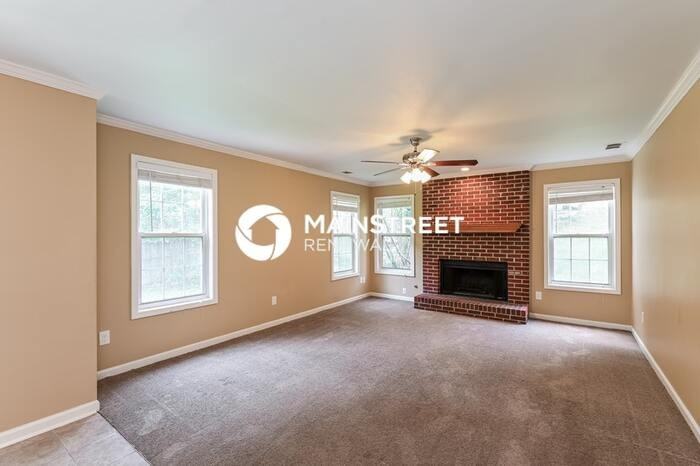 1684 Summit Place Way - Photo 3 of 17