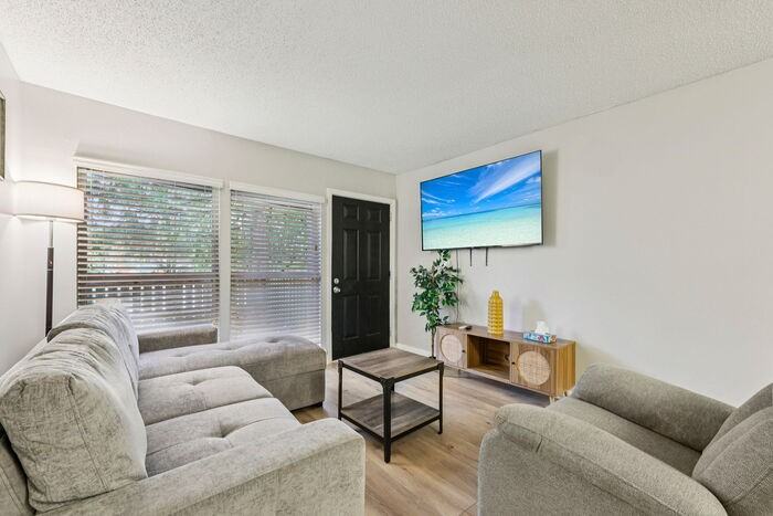 419 Chamberlain St Se #A6 - Photo 3 of 28