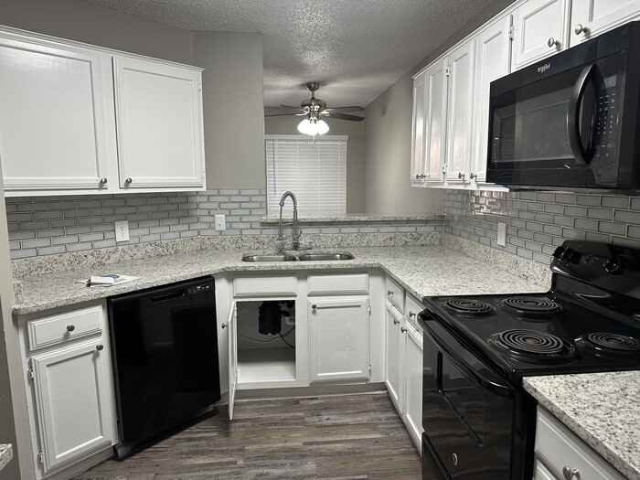 3932 Wymess Dr - Photo 2 of 12