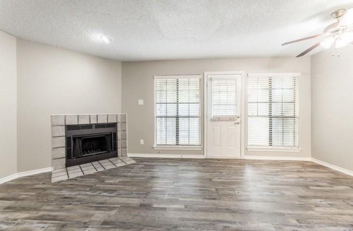 3932 Wymess Dr - Photo 6 of 12