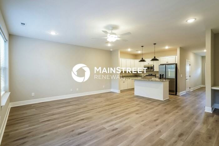 158 Noble Park Pvt Cir - Photo 2 of 17