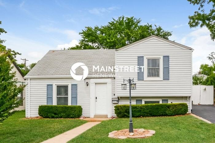 9457 Harold Dr - Photo 2 of 17