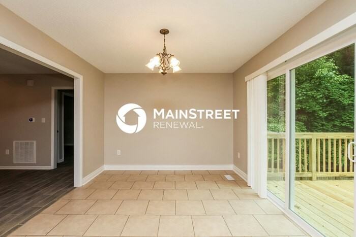 709 Firecrest St Se - Photo 5 of 16