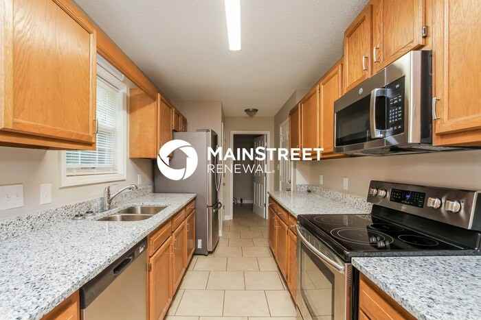 709 Firecrest St Se - Photo 7 of 16