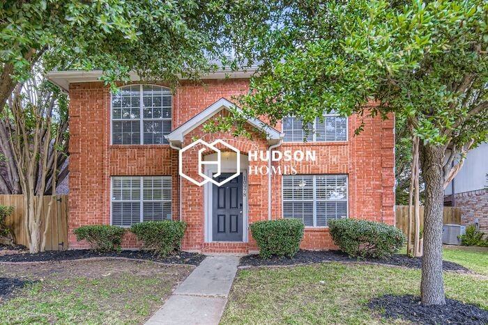 10978 Quest Dr - Photo 4 of 33