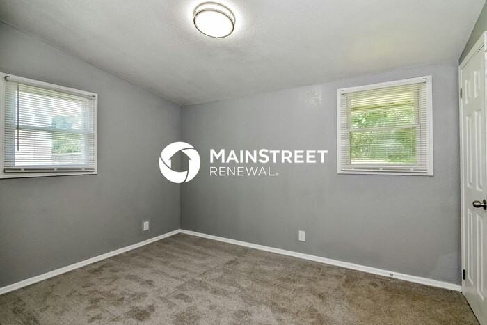 8500 E 91st St - Photo 6 of 16