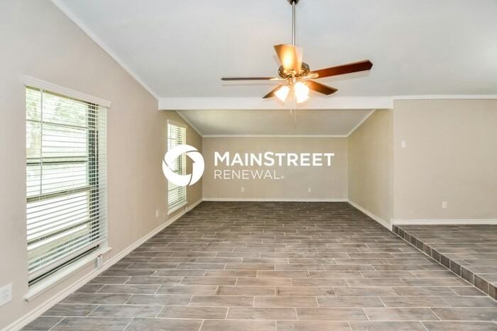 2902 Branch Oaks Dr - Photo 2 of 16