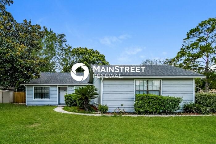 8272 Hamden Road West