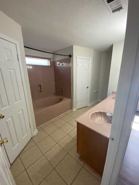 7684 Crystal Brook Cove - Photo 7 of 10