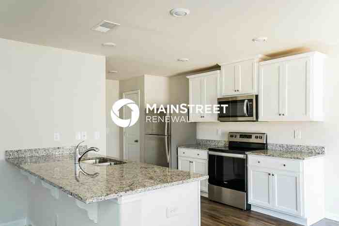 300 Gourd Street - Photo 7 of 20