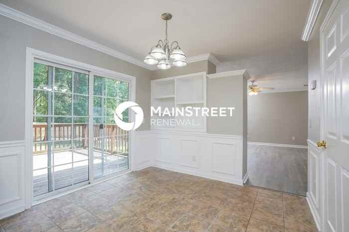 2024 Summit Ln - Photo 4 of 17