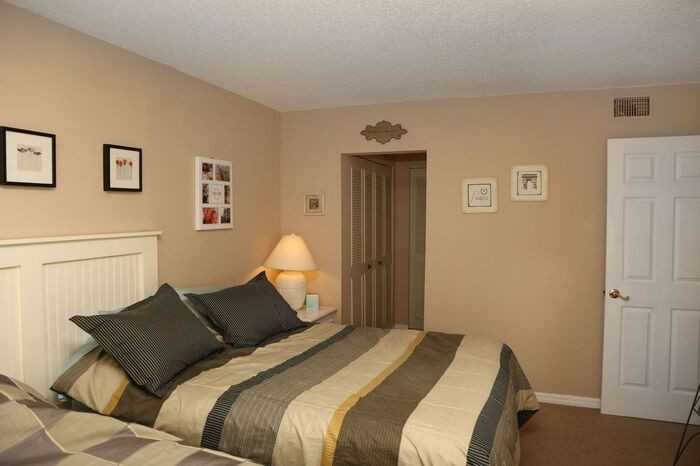8209 Sun Spring Cir #31 - Photo 5 of 10