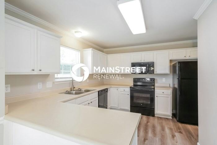 1683 Eagle Trace Drive - Photo 5 of 17