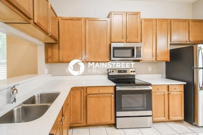10813 Campus Heights Ln - Photo 6 of 16