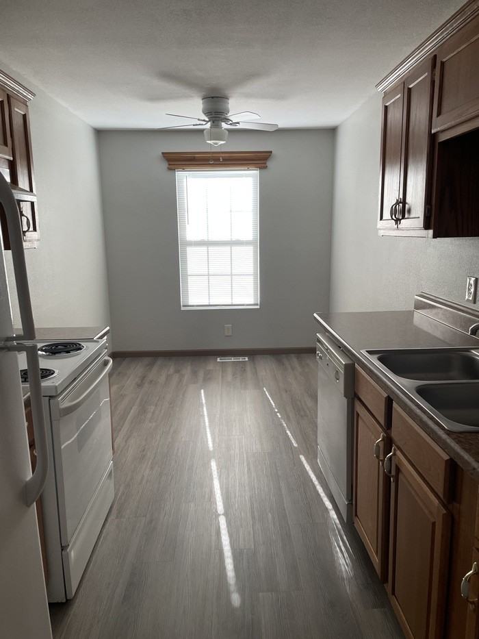 6924 North Edison Avenue - Photo 6 of 18