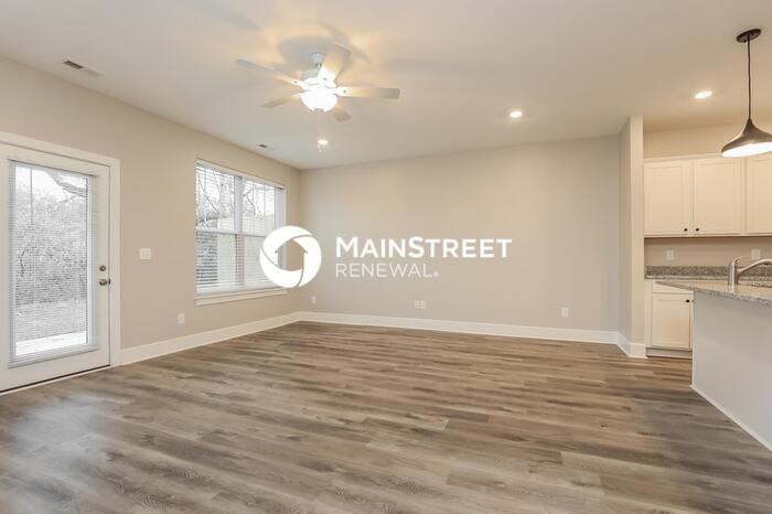 182 Noble Park Pvt Cir - Photo 3 of 17