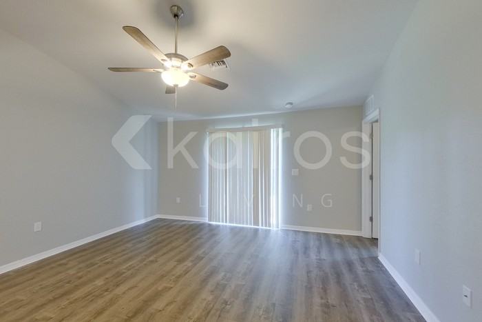 9137 Aegean Cir - Photo 2 of 19