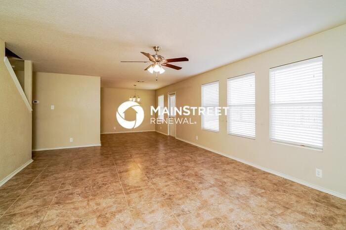 10910 Cimarron Cove - Photo 2 of 17