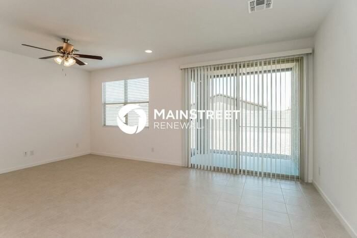 4426 W Greenleaf Dr - Photo 3 of 16