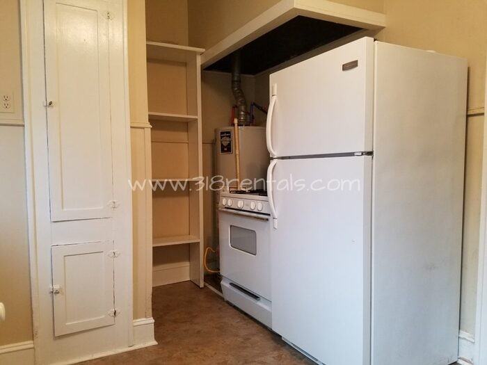 3422 Beverly Pl - Photo 6 of 12