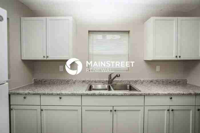 7318 Brooklyn Ave - Photo 4 of 16