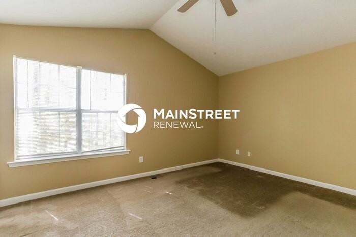 595 Deering Drive - Photo 7 of 15