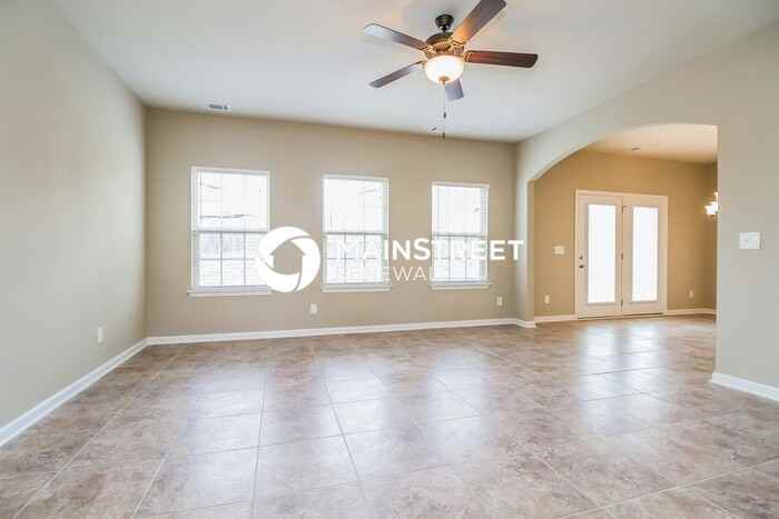 1111 Harmony Ln - Photo 3 of 15
