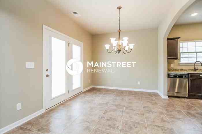1111 Harmony Ln - Photo 4 of 15