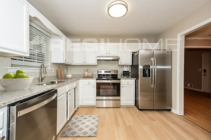 135 Stagecoach Trail - Photo 3 of 20