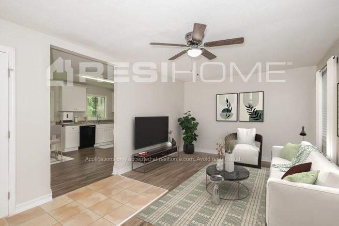 8390 Attleboro Dr - Photo 4 of 18