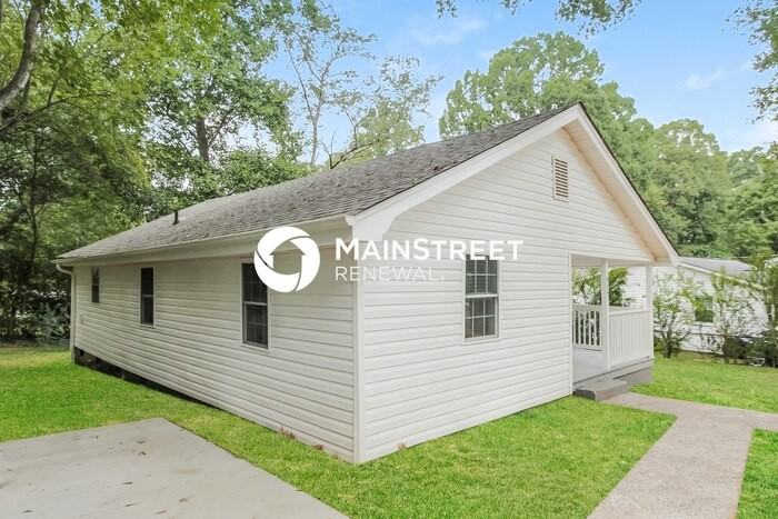 931 South Church Street - Photo 3 of 16