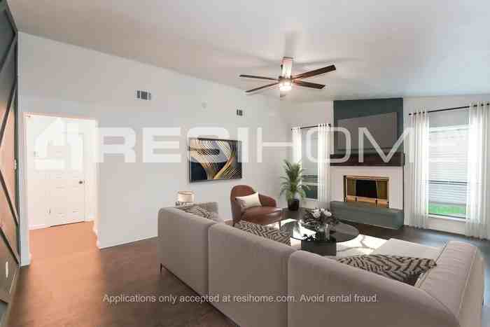 6327 Dawnridge Dr - Photo 5 of 17