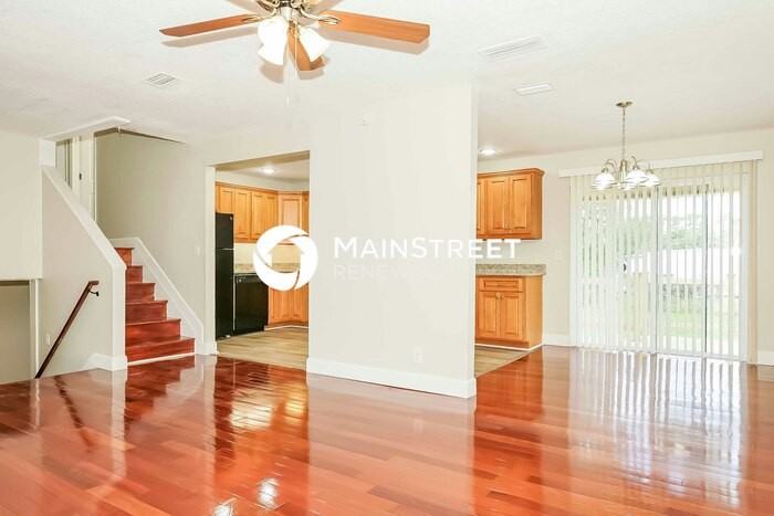 38 Woodlake Dr - Photo 2 of 18