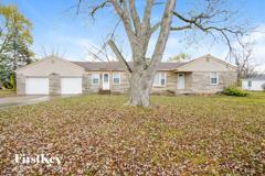 371 S Hendricks Dr - Photo 1 of 1