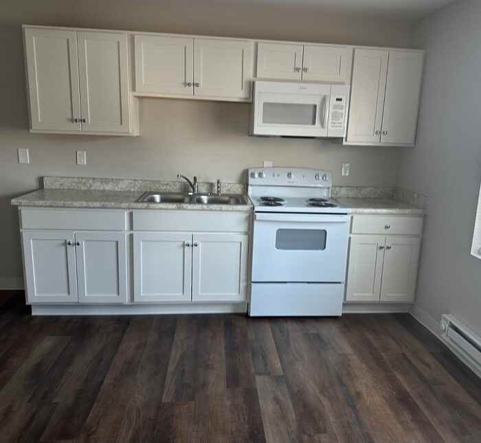 2401 Charles St #7 - Photo 2 of 6